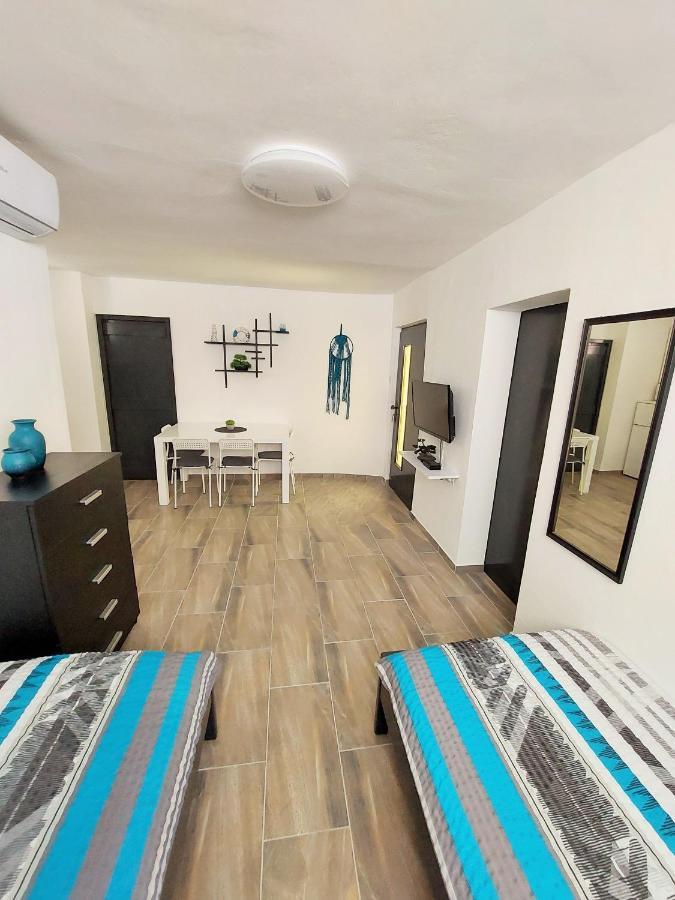 Apartments Maltasic Vir Exterior photo